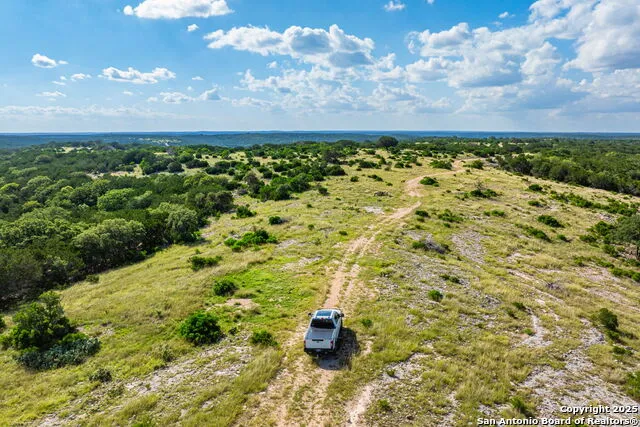 0 Fair Ranch Rd Leakey, TX 78873