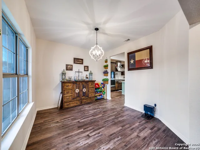6451 Bluntzer Rd Jourdanton, TX 78026