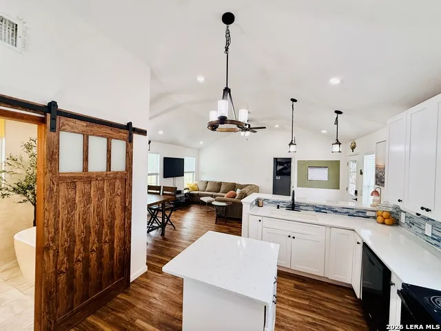 928 County Road 154 Pleasanton, TX 78064