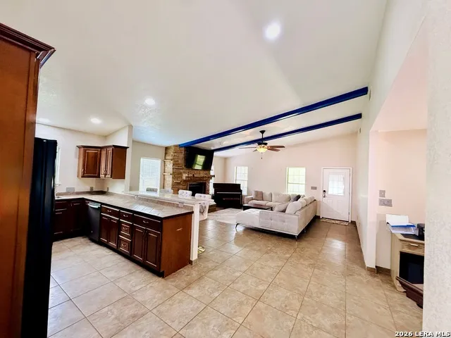 928 County Road 154 Pleasanton, TX 78064