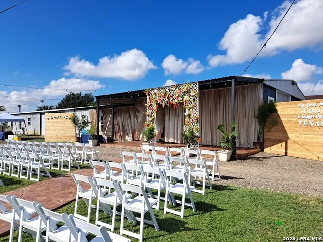 928 County Road 154 Pleasanton, TX 78064