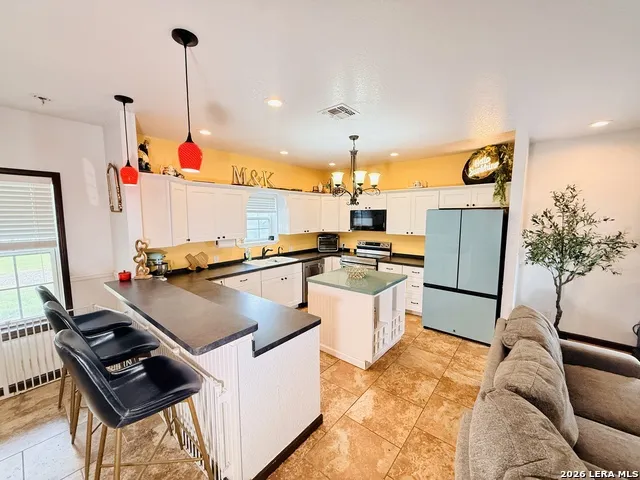 928 County Road 154 Pleasanton, TX 78064