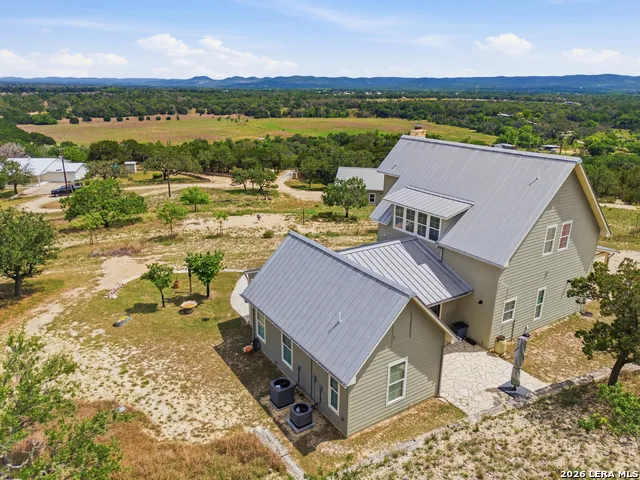 1259 Benton Creek Rd Medina, TX 78055