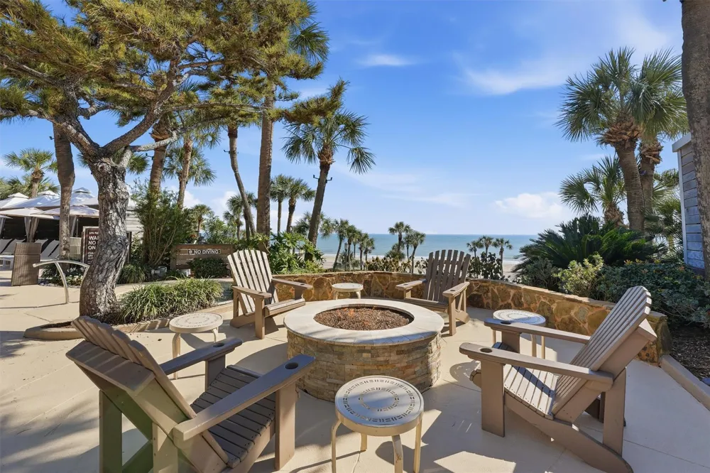 5220 Seawall Boulevard #736 Galveston, TX 77551