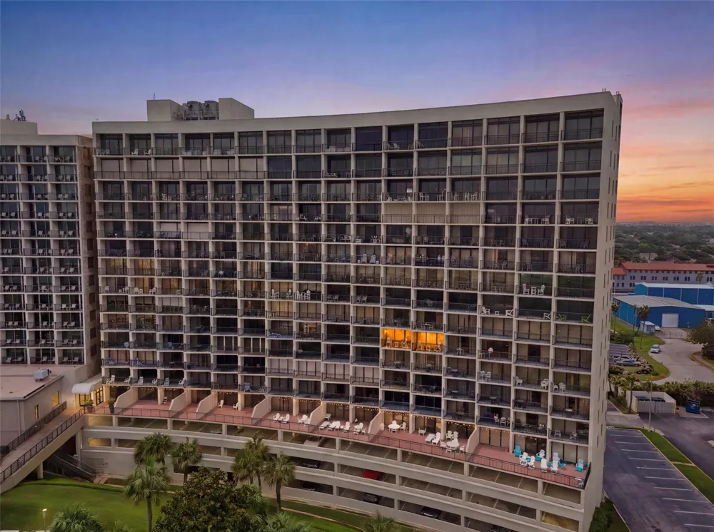 5220 Seawall Boulevard #736 Galveston, TX 77551