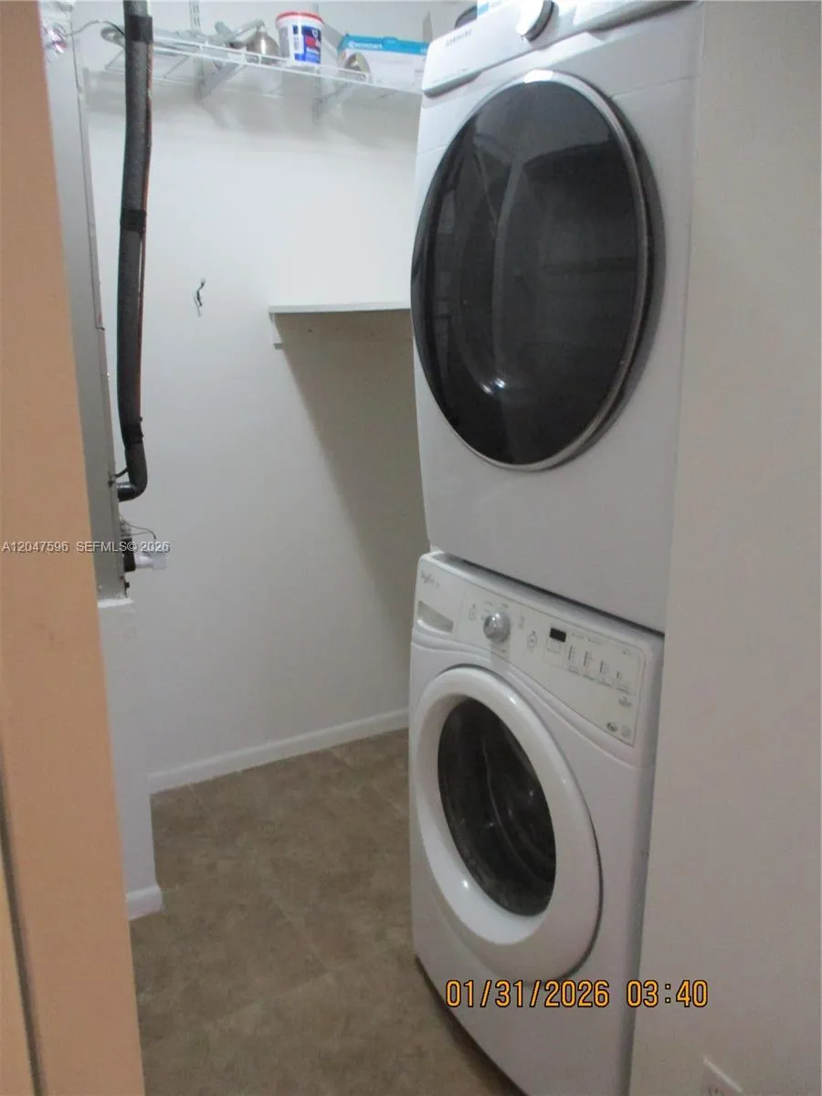3200 NW 46th St #205 Oakland Park, FL 33309