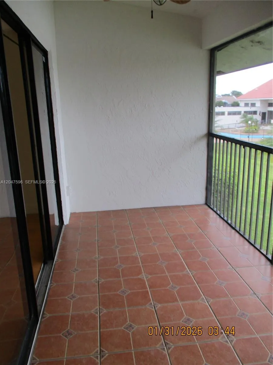 3200 NW 46th St #205 Oakland Park, FL 33309