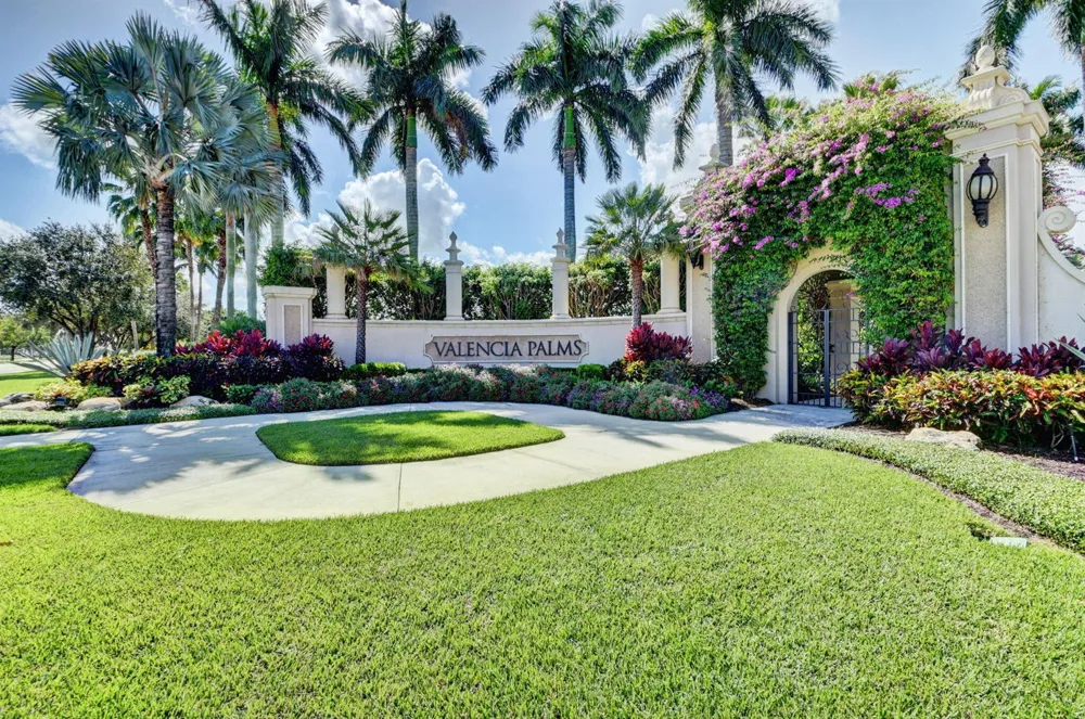 6815 Imperial Beach Circle Delray Beach, FL 33446