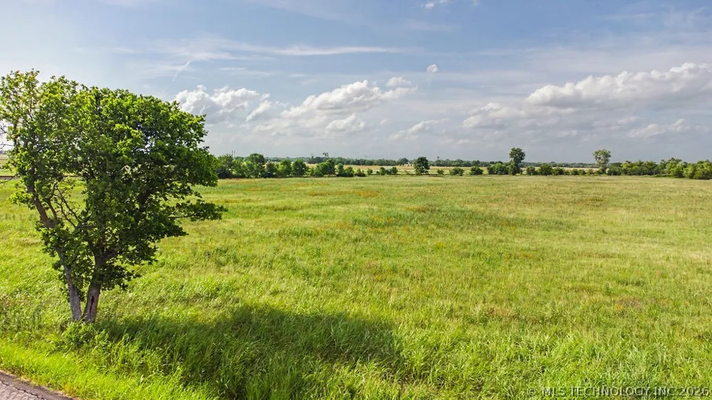 7405 E 330 ROAD Talala, OK 74080
