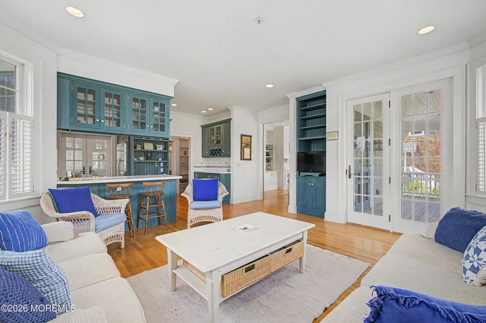 634 East Avenue Bay Head, NJ 08742