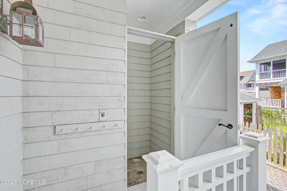 634 East Avenue Bay Head, NJ 08742