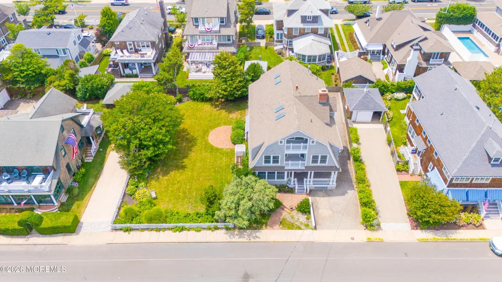 634 East Avenue Bay Head, NJ 08742