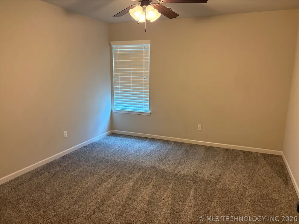 211 E 128th Place S Jenks, OK 74037