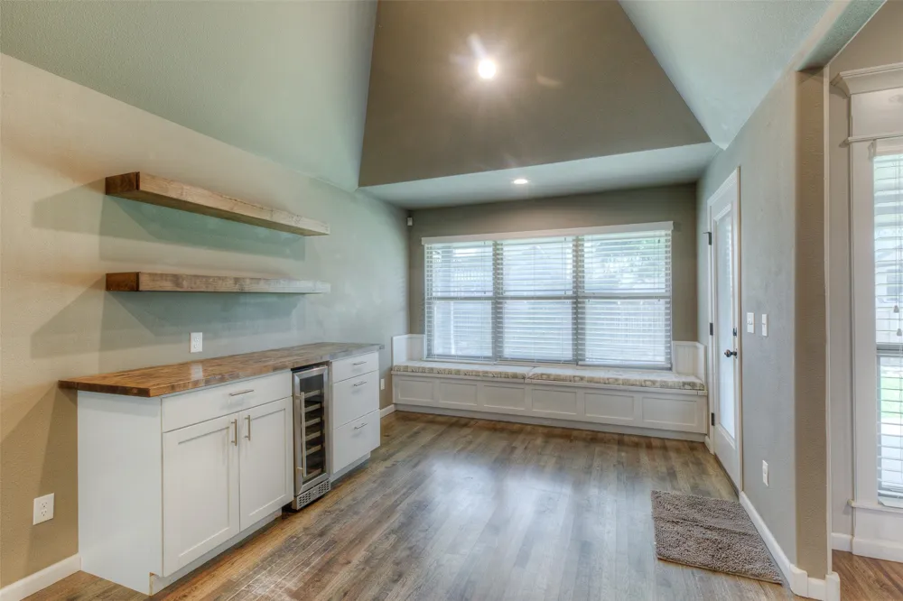 211 E 128th Place S Jenks, OK 74037