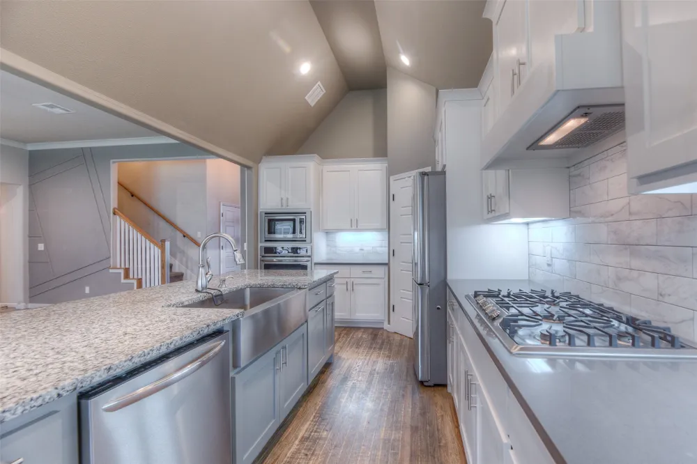 211 E 128th Place S Jenks, OK 74037