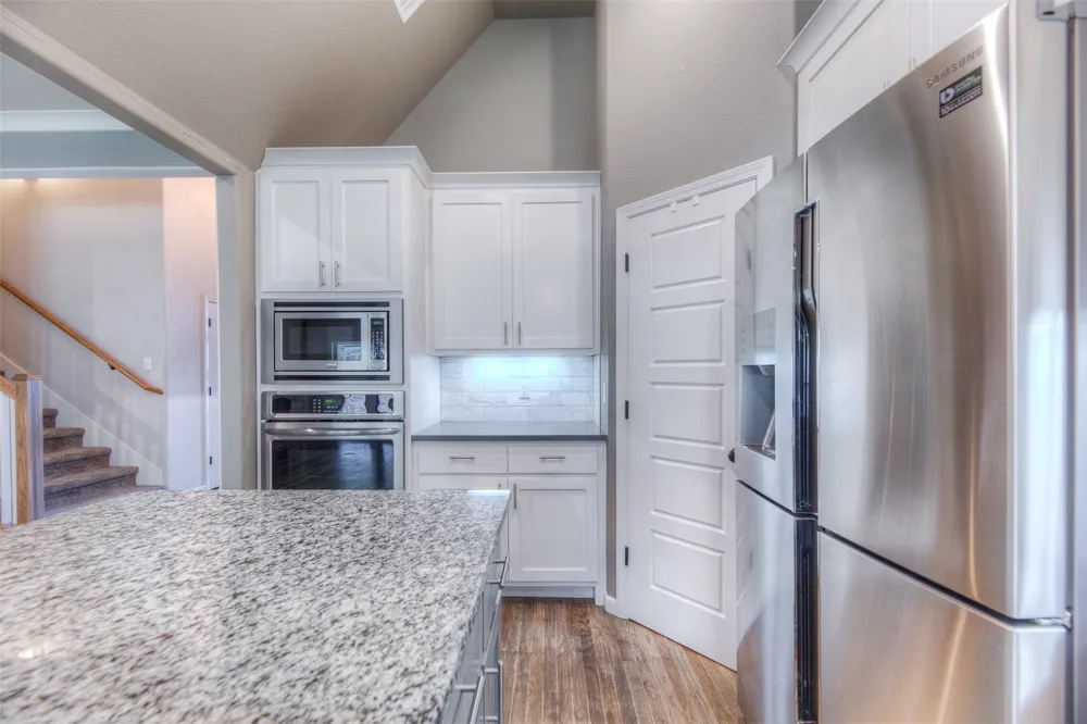 211 E 128th Place S Jenks, OK 74037