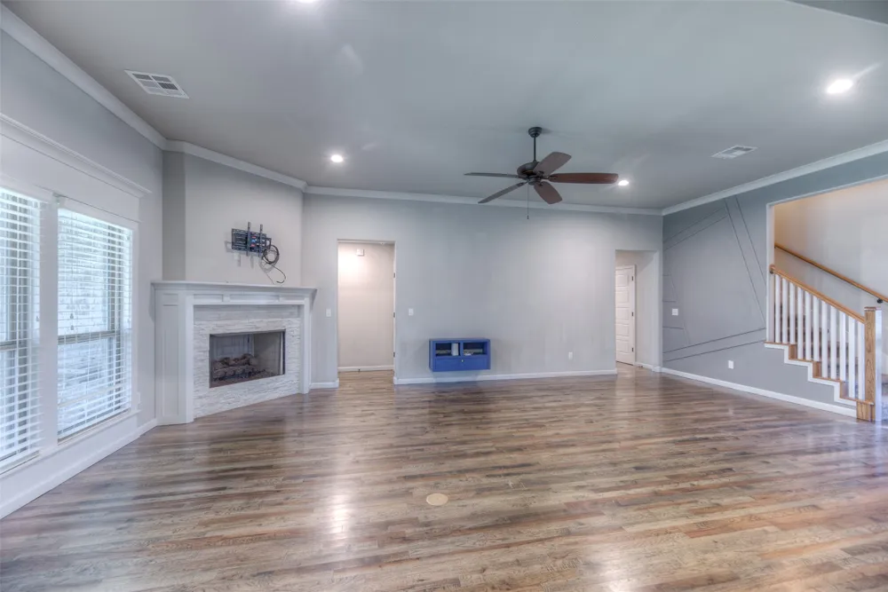 211 E 128th Place S Jenks, OK 74037
