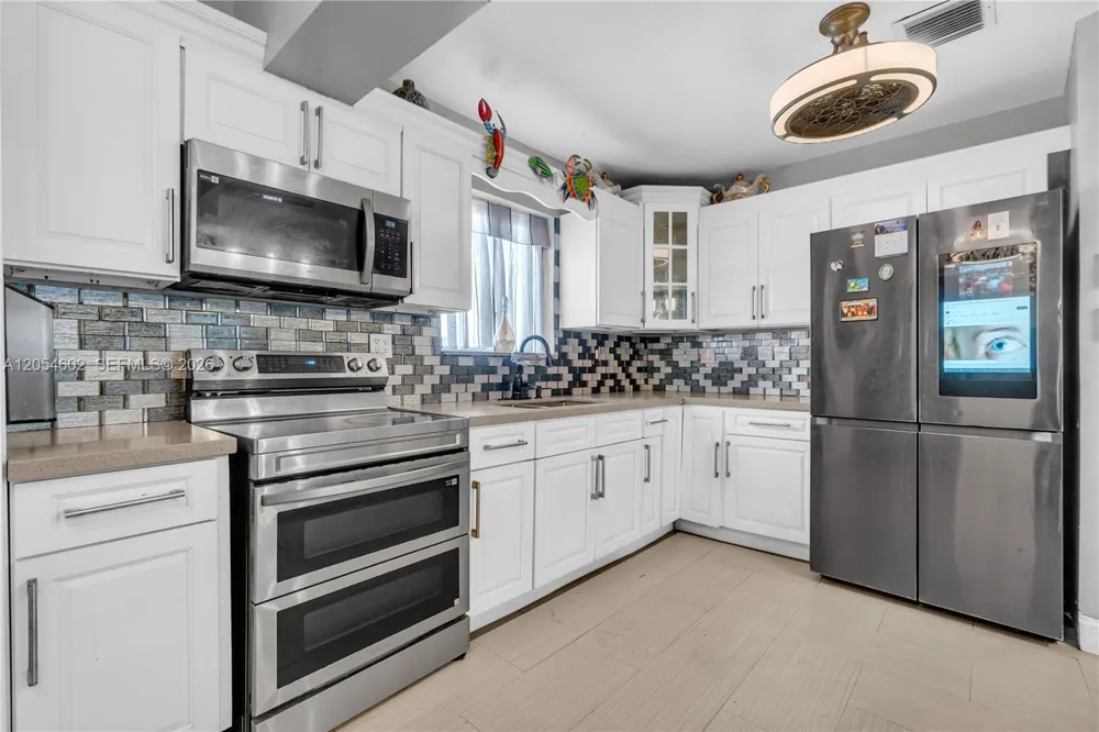 295 NW 122nd St North Miami, FL 33168