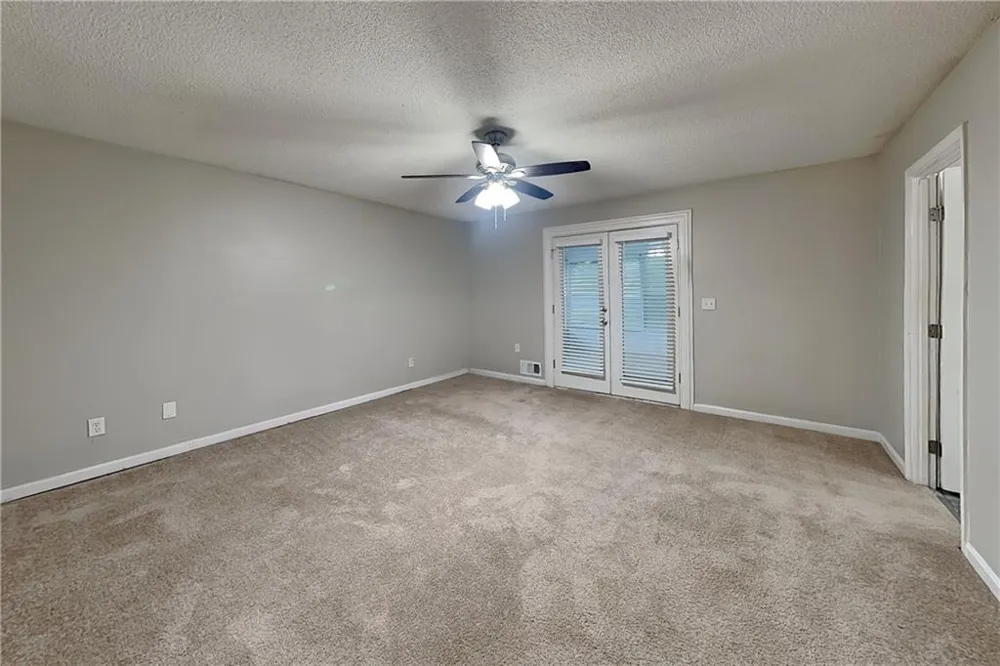 5 Indian Lake Court Hiram, GA 30141