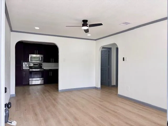 317 San Jacinto Street La Porte, TX 77571
