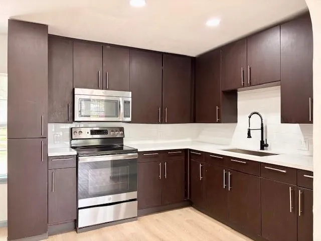 317 San Jacinto Street La Porte, TX 77571