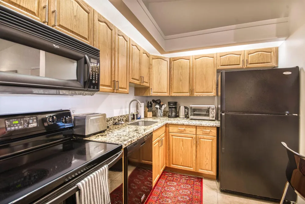 1111 Duncan Circle #203 Palm Beach Gardens, FL 33418