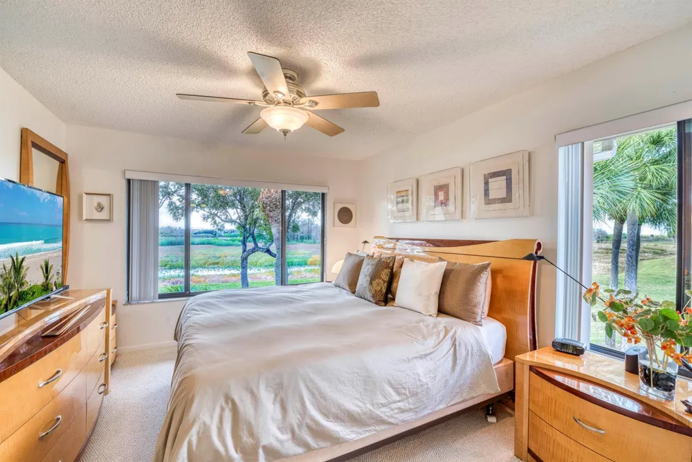 1111 Duncan Circle #203 Palm Beach Gardens, FL 33418