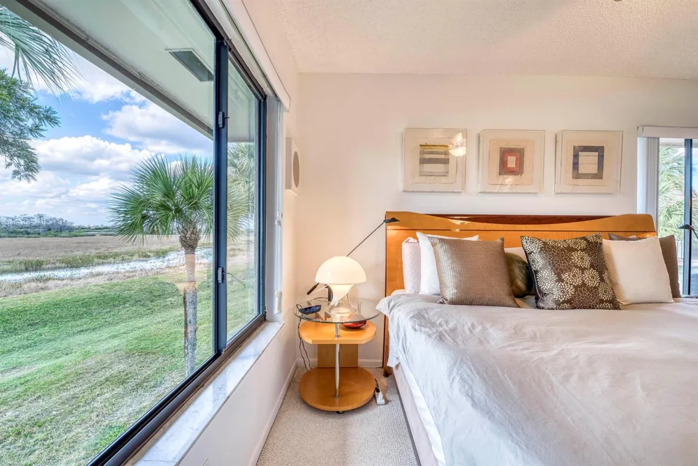 1111 Duncan Circle #203 Palm Beach Gardens, FL 33418