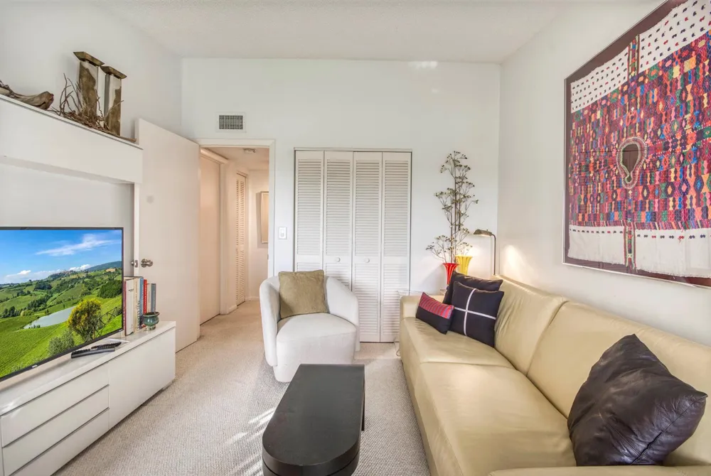 1111 Duncan Circle #203 Palm Beach Gardens, FL 33418