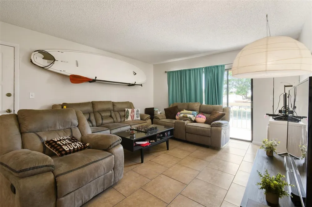3402 Gardens Drive #14B Palm Beach Gardens, FL 33410