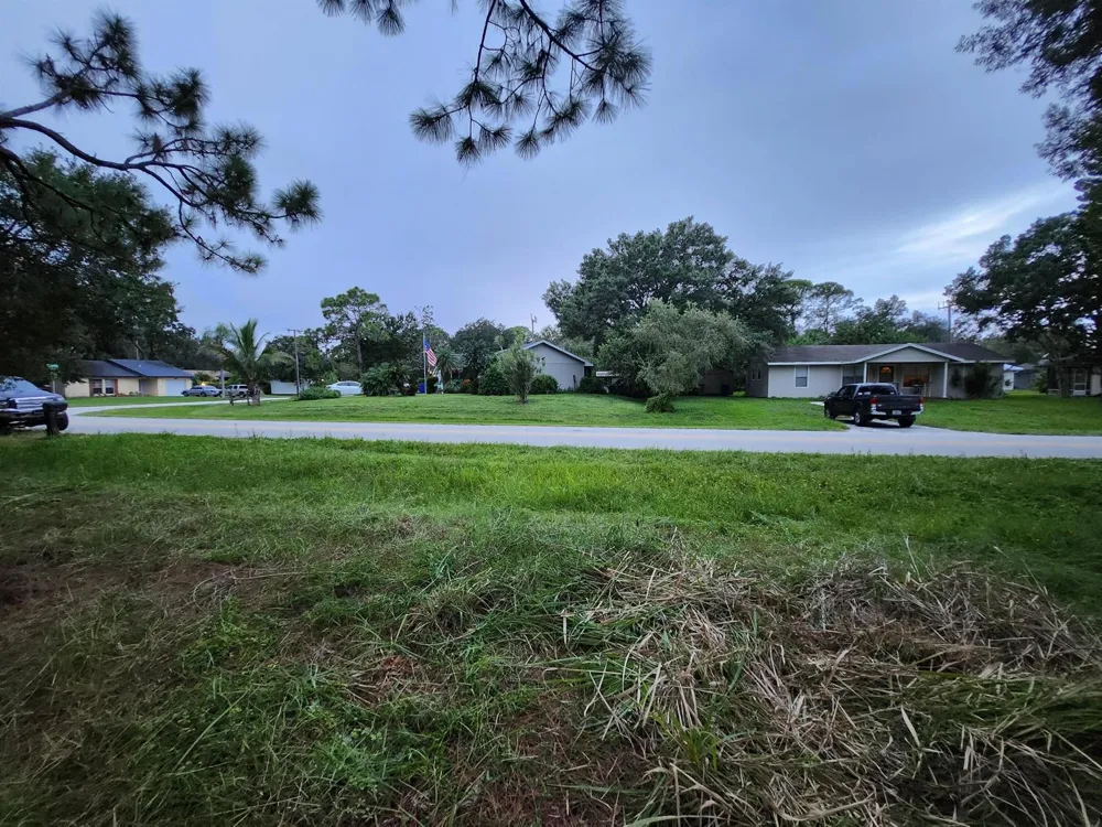 2420 85th Court Vero Beach, FL 32966