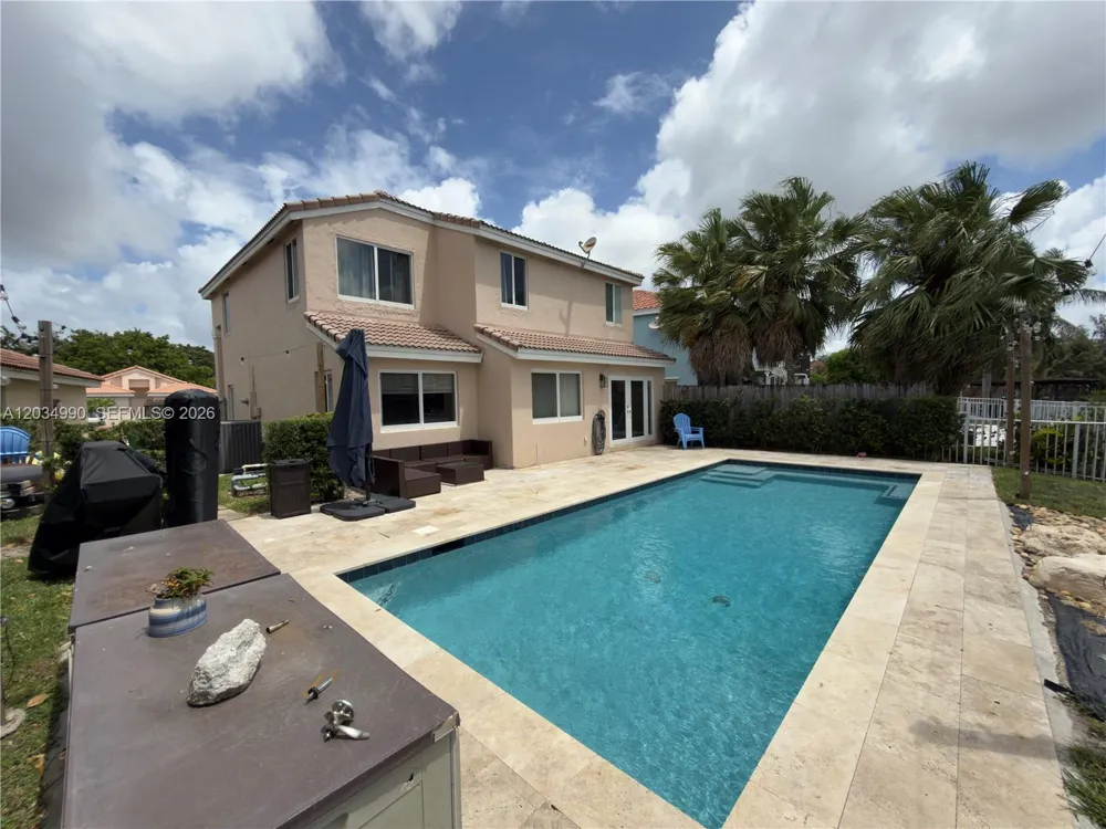 8404 SW 42nd Ct Davie, FL 33328