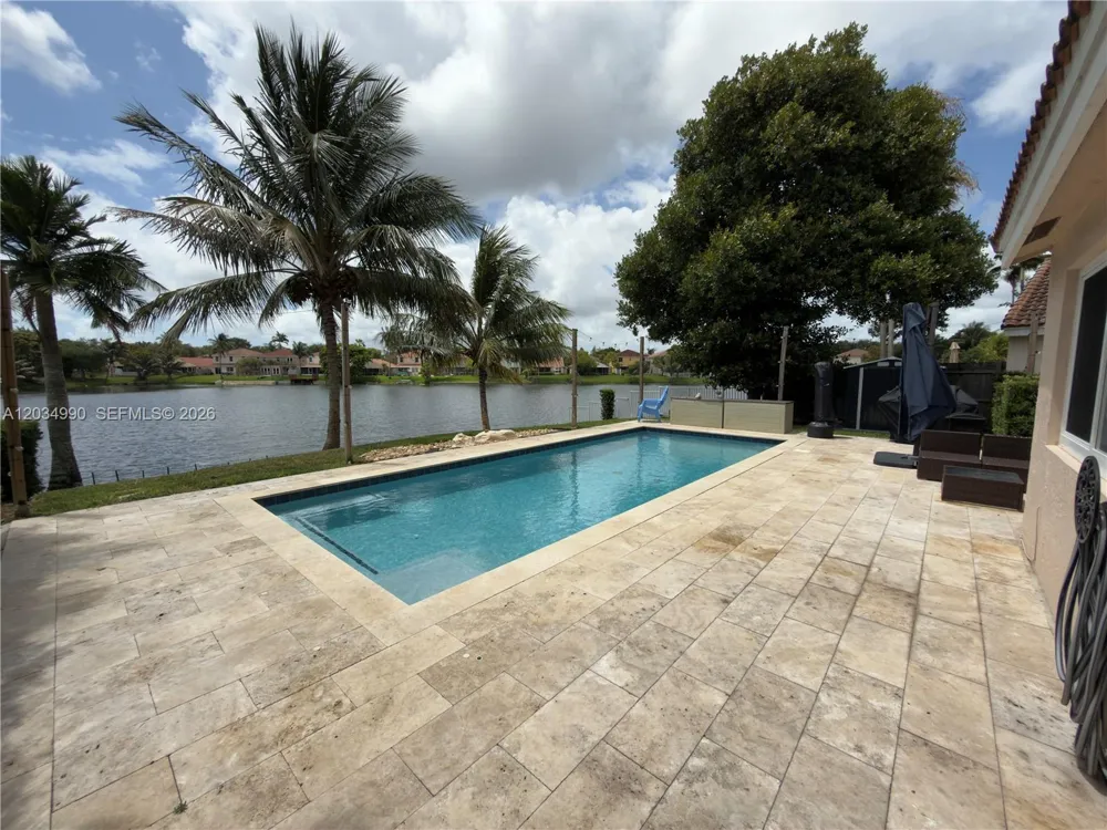 8404 SW 42nd Ct Davie, FL 33328