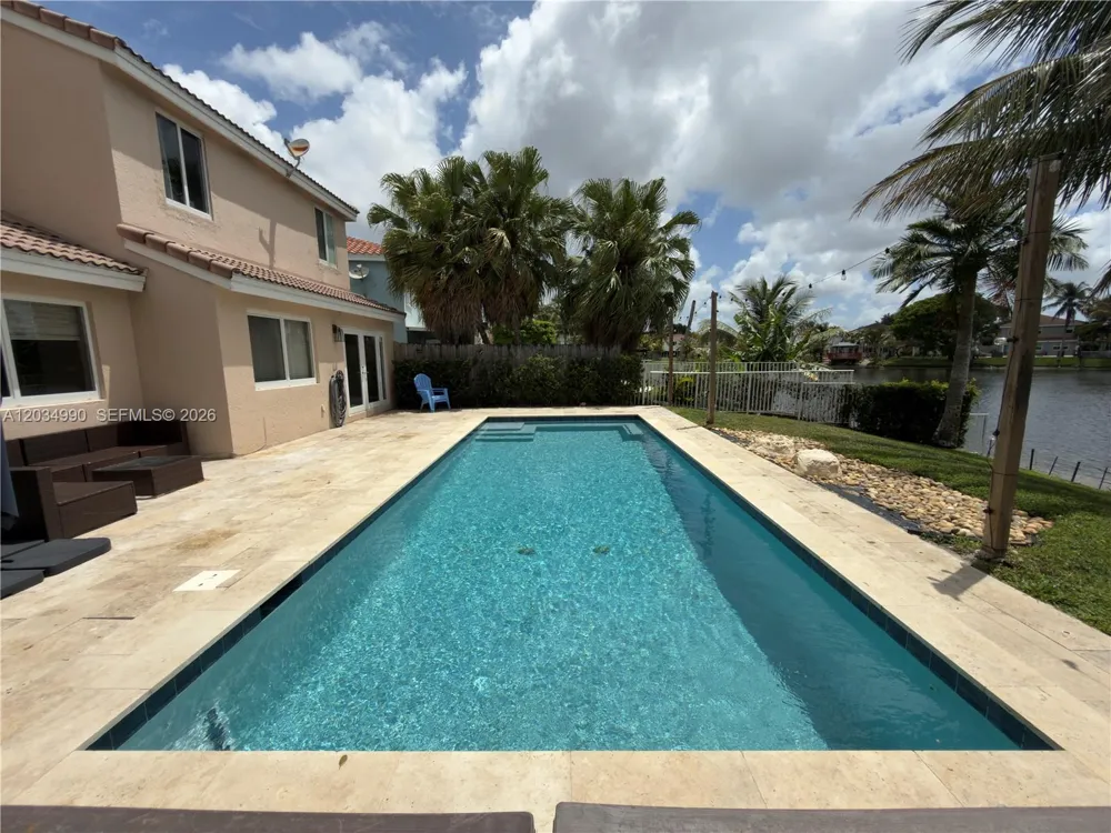 8404 SW 42nd Ct Davie, FL 33328