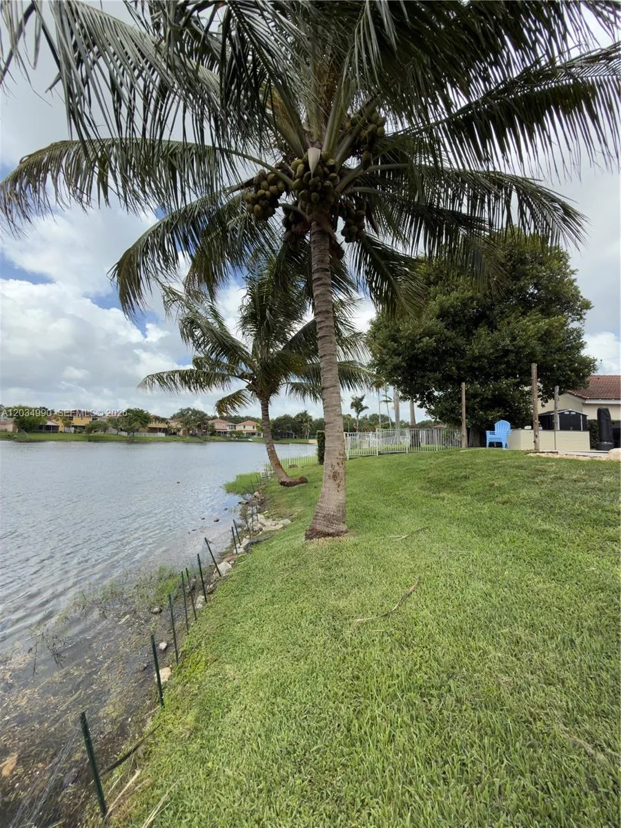 8404 SW 42nd Ct Davie, FL 33328