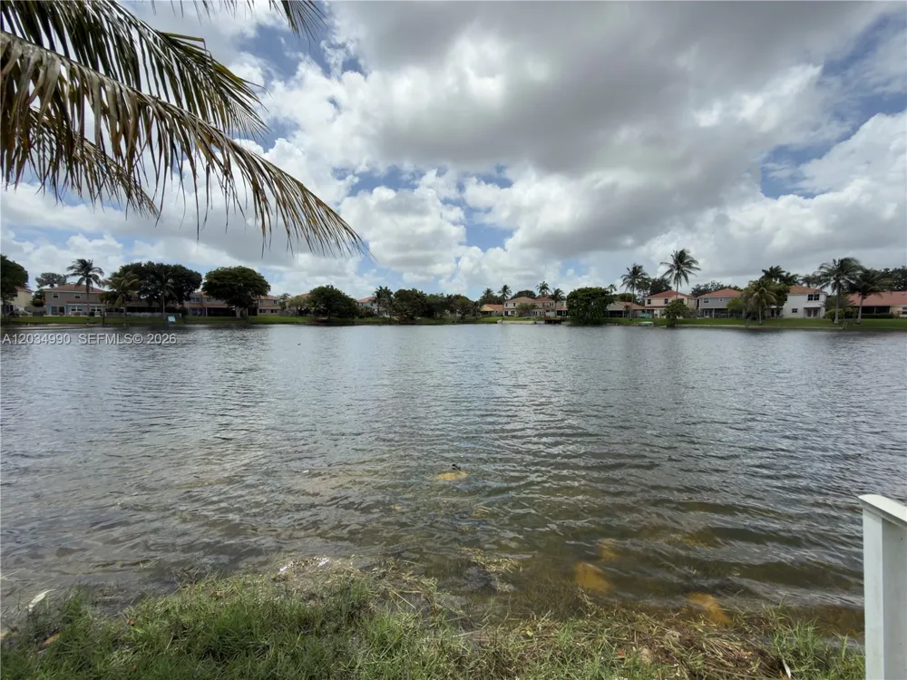 8404 SW 42nd Ct Davie, FL 33328
