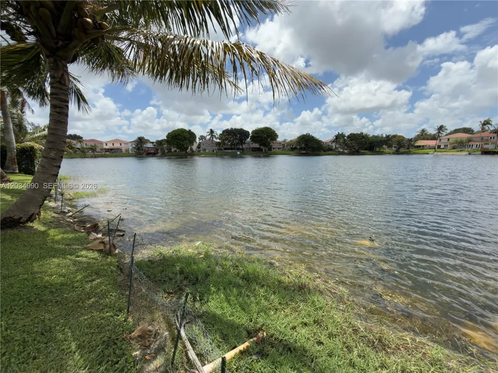 8404 SW 42nd Ct Davie, FL 33328