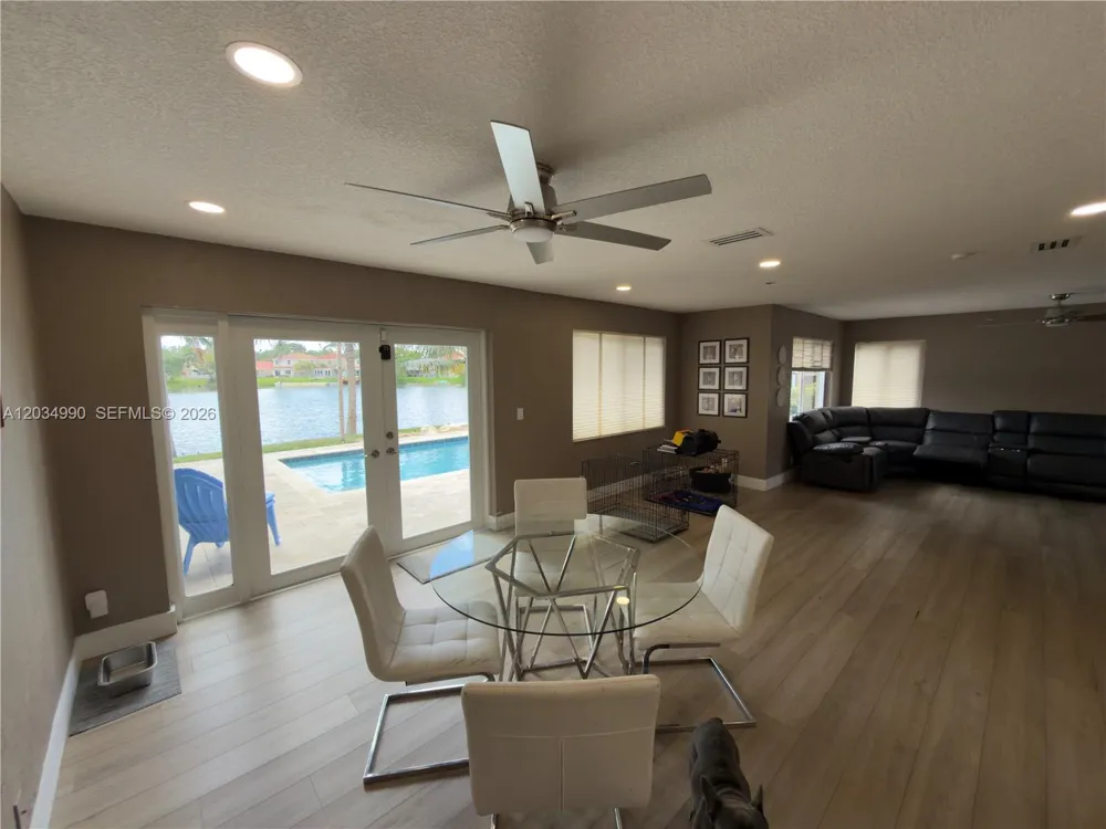8404 SW 42nd Ct Davie, FL 33328