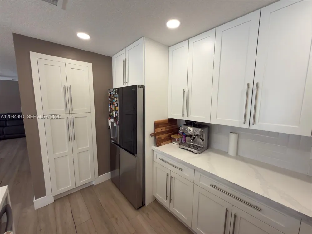 8404 SW 42nd Ct Davie, FL 33328