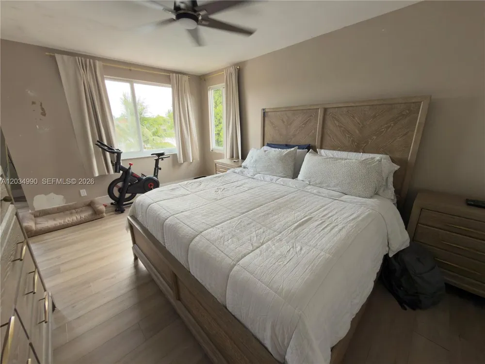 8404 SW 42nd Ct Davie, FL 33328
