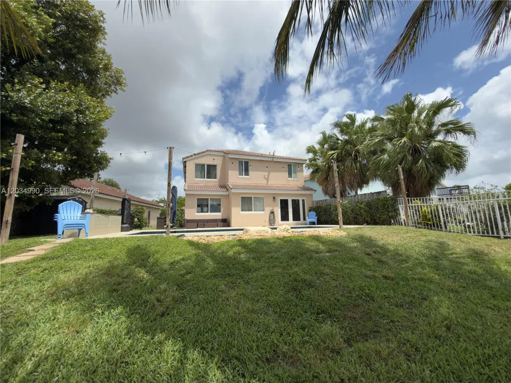8404 SW 42nd Ct Davie, FL 33328