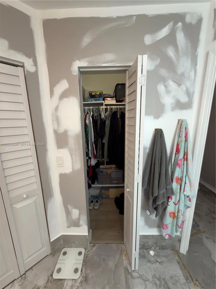 8404 SW 42nd Ct Davie, FL 33328