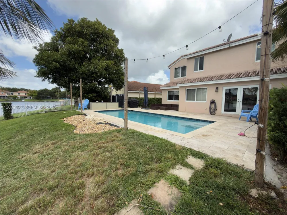 8404 SW 42nd Ct Davie, FL 33328