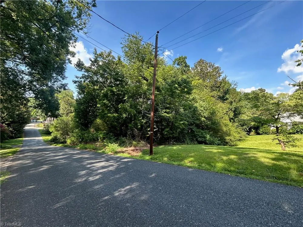 00 Howard Avenue Asheboro, NC 27205