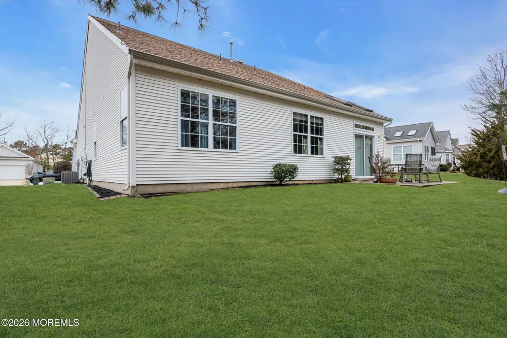 106 Briarwood Drive Little Egg Harbor, NJ 08087