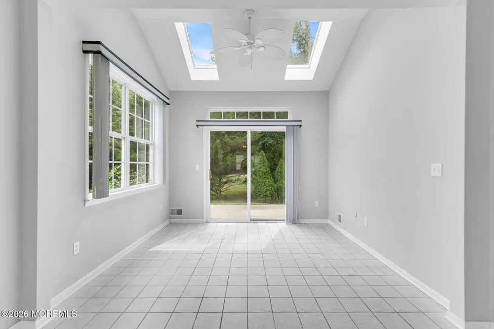106 Briarwood Drive Little Egg Harbor, NJ 08087