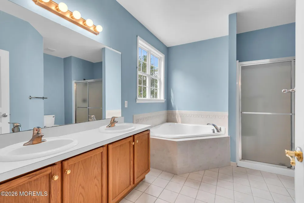 106 Briarwood Drive Little Egg Harbor, NJ 08087