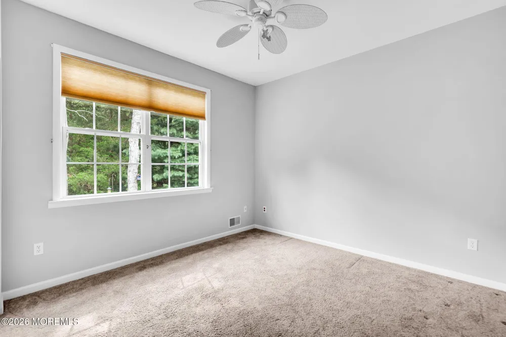 106 Briarwood Drive Little Egg Harbor, NJ 08087