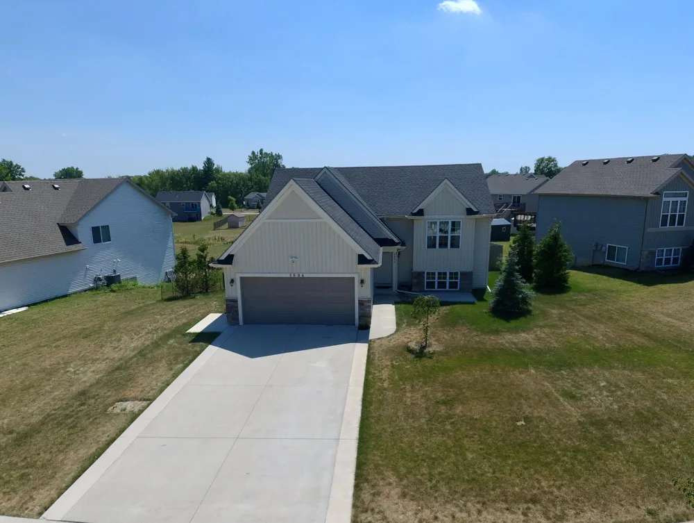 5806 Birdsong Court SE Kentwood City, MI 49508