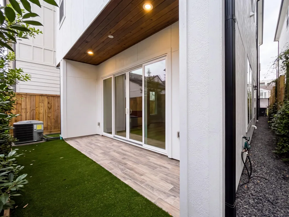 902 Knox Street #A Houston, TX 77007